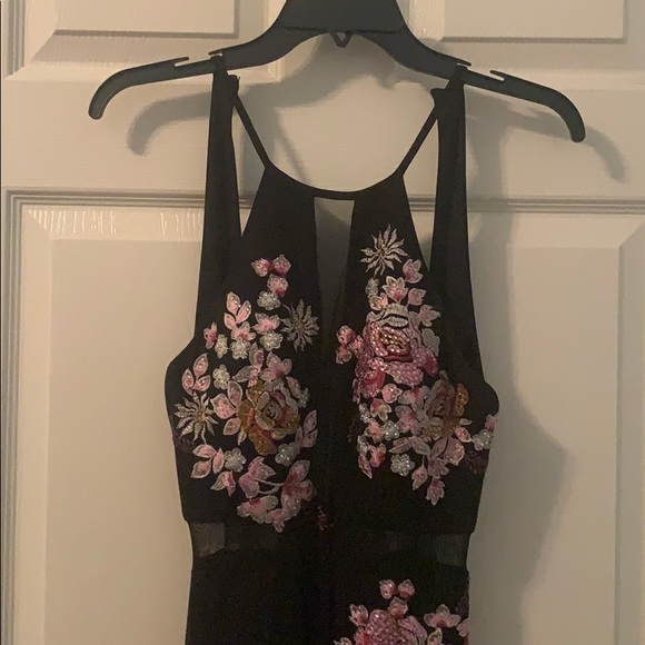 Xscape Formal Black Floral Dress - Picture 2 of 7